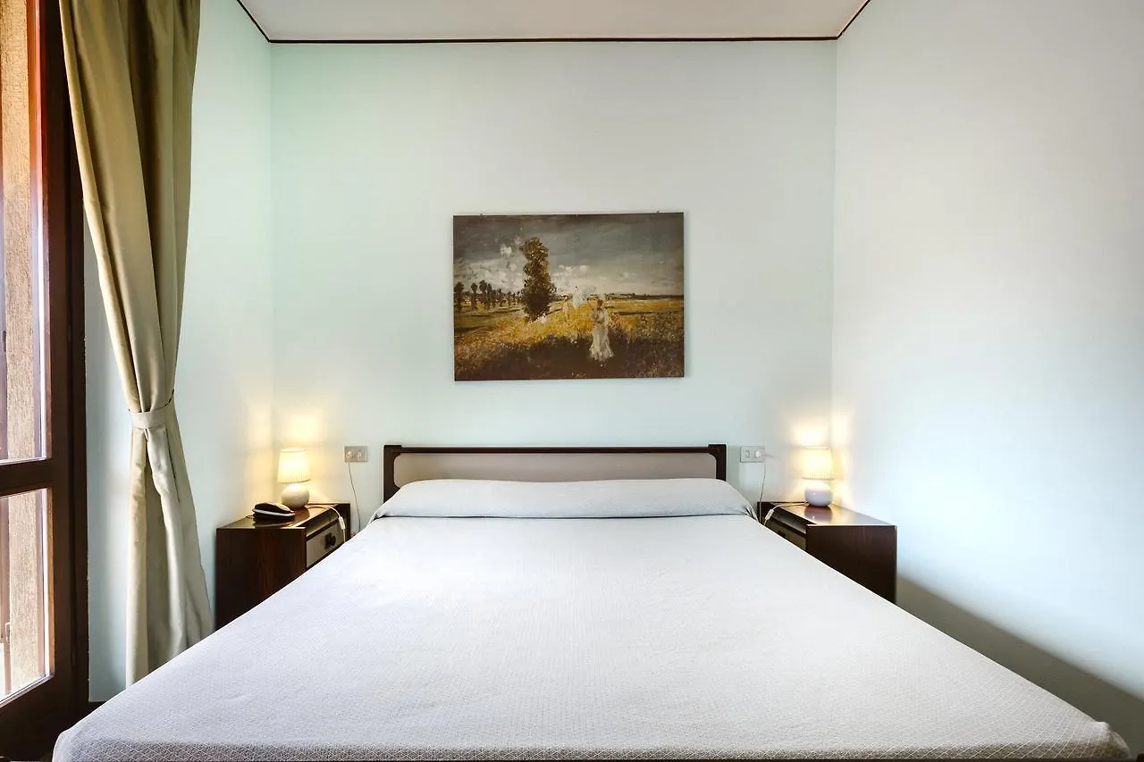 Hotel Meuble Moderno Laveno-Mombello
